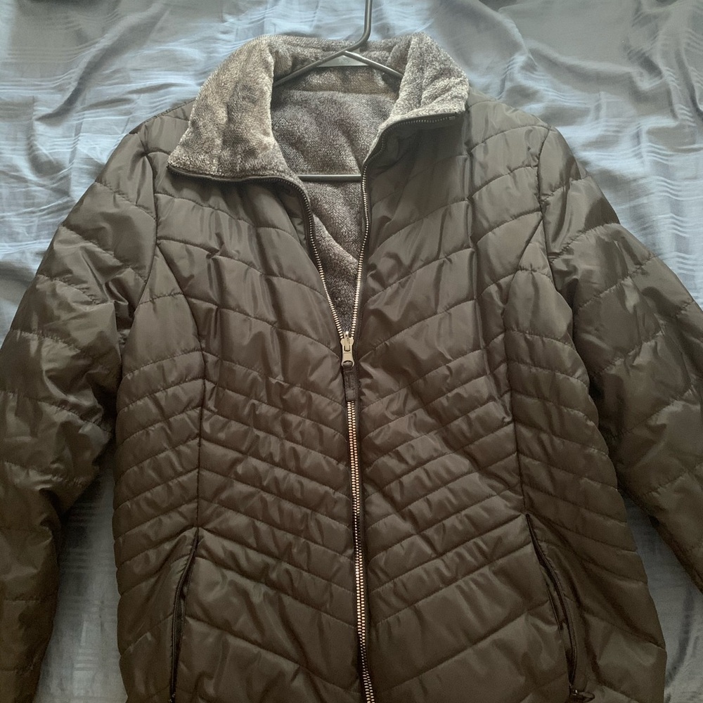 Women’s free country puffy jacket reversible